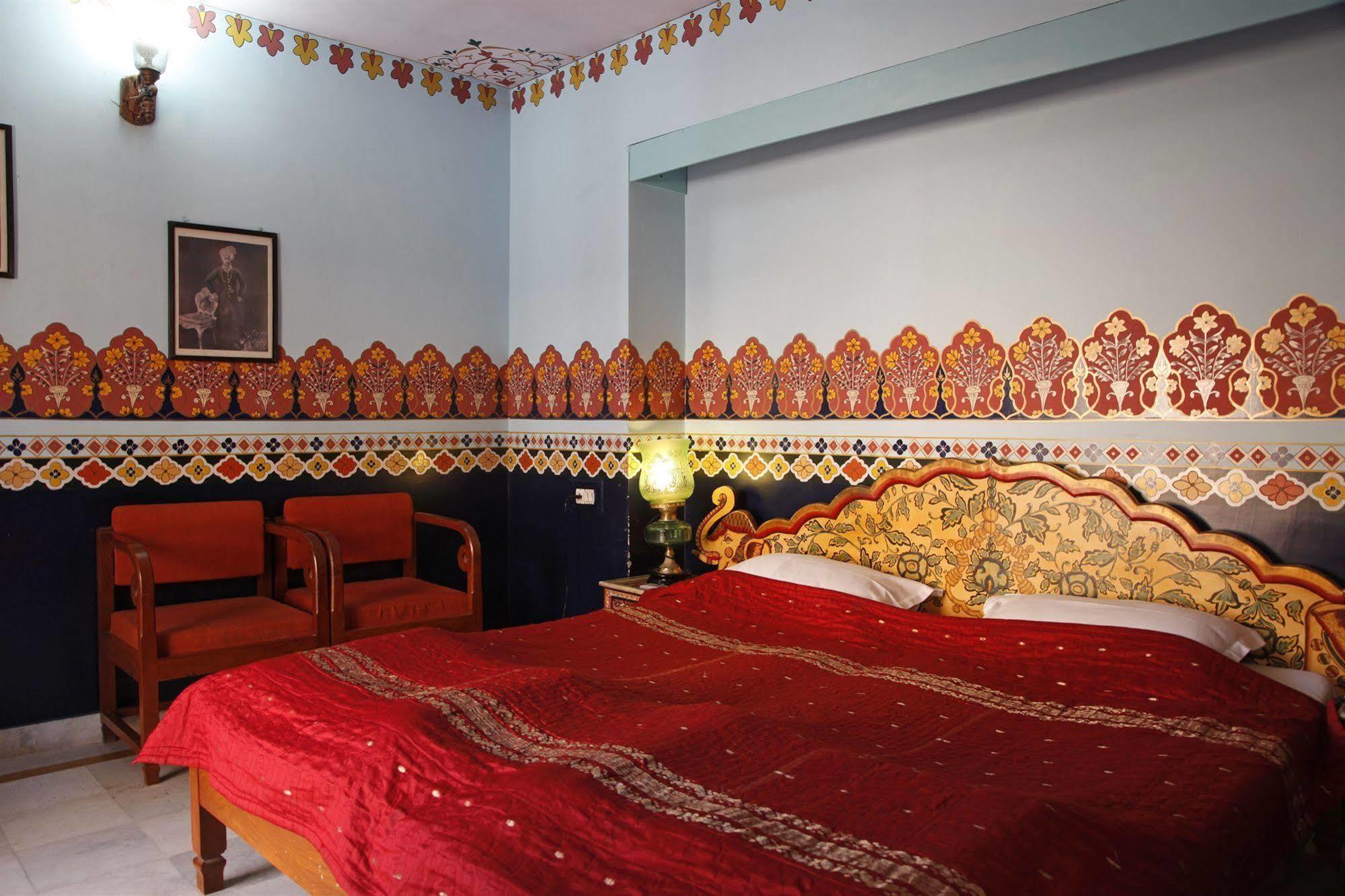 Krishna Prakash Heritage Haveli Джодпур Екстериор снимка
